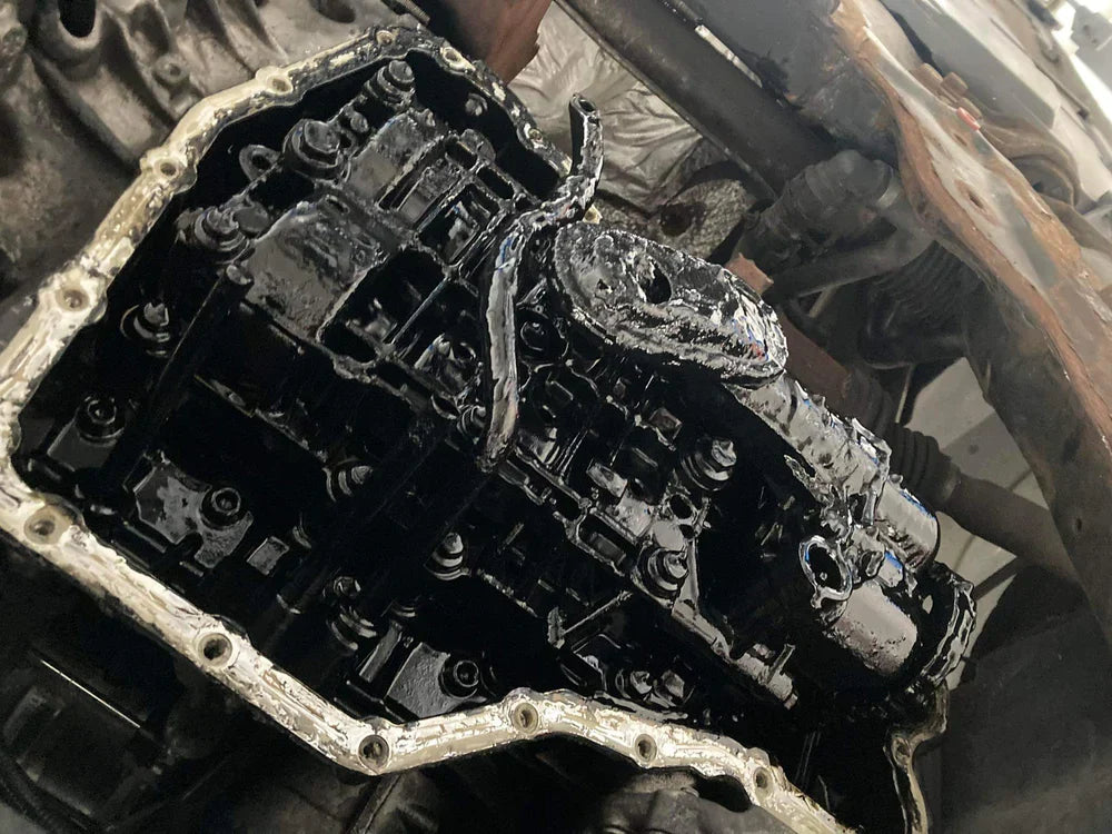 Engine oil pressure – too high or too low: causes, symptoms and what to do about it